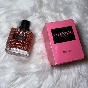 Valentino Donna Born in Roma Eau de Parfum - Pink and Black